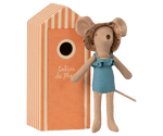 Maileg Beach Mice, Mum in Cabin de Plage - Flying Ryno