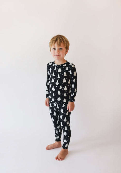 Posh Peanut Long Sleeve Basic Pajama, Ghostly - Flying Ryno